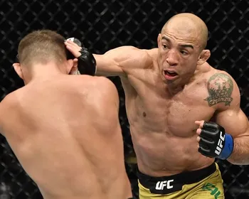 Lenda do UFC, José Aldo anuncia aposentadoria do MMA