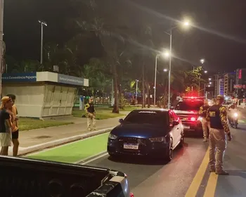Motociclista embriagado é preso na orla de Maceió