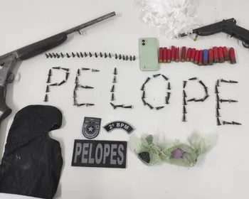 PM apreende três armas e mais de 1 kg de drogas em ações no interior de AL