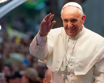 Papa Francisco deixou mensagem sobre o amor para jovens casais; veja