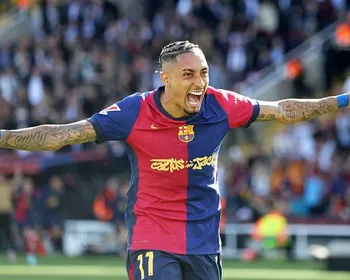 Raphinha ultrapassa Salah e é jogador com mais participações em gols