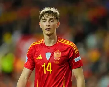Real Madrid anuncia contratação de Huijsen, joia da seleção da Espanha