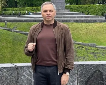 Rival de Zelensky é assassinado a tiros na Espanha