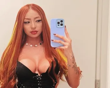 Ruivinha de Marte faz mudança radical e choca a web com antes e depois