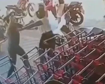 Secretária esfaqueia jovem e foge com ajuda do marido PM