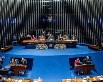 Senado aprova projeto que aumenta para 30% vagas com cotas em concursos