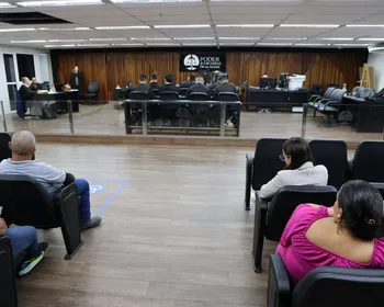 Farmacêutica morta a pedradas: testemunha relata detalhes do crime em julgamento