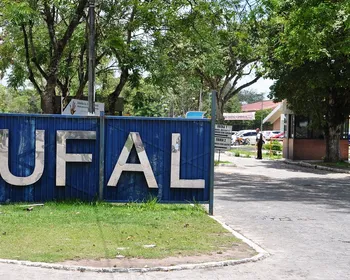 Ufal retoma aulas presenciais na segunda-feira (26) após pausa por causa das chuvas
