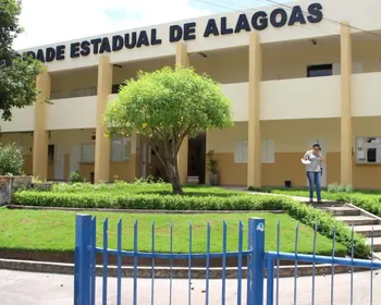 Veja quais cursos da Uneal terão vagas para professor em concurso público