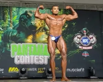 Vídeo mostra atleta de fisiculturismo momentos antes de morrer em competição