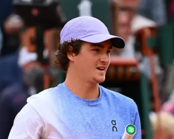 Web ‘enlouquece’ com vitória de João Fonseca em Roland Garros: ‘Extraordinário’