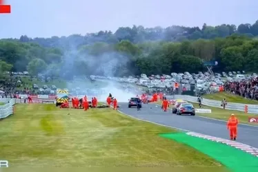 
			
				Acidente com 11 motos deixa dois pilotos mortos em corrida
			
			