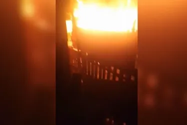 
			
				Agressor descumpre medida protetiva e ateia fogo à casa da companheira
			
			