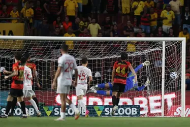 
			
				Após sair perdendo, Internacional busca empate com o Sport
			
			
