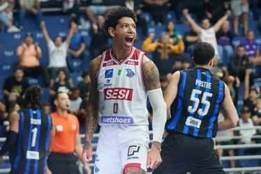 
			
				Astro do Franca fala sobre polêmica de arbitragem contra Flamengo no NBB
			
			