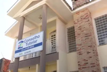 
			
				Bebê é deixado em boca de fumo como garantia de pagamento de dívida, diz Conselho Tutelar
			
			