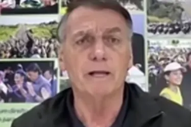 
			
				Bolsonaro chama 8/1 de “golpe da Disney”: “Com Pateta e Donald”
			
			