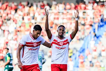 

				CRB 1 x 0 Chapecoense: Vitória da Humildade, da Estratégia e da Inteligência

			