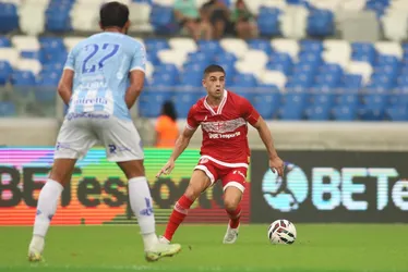
			
				No Rei Pelé, CRB enfrenta o Cuiabá de olho no G4 da Série B do Brasileiro
			
			