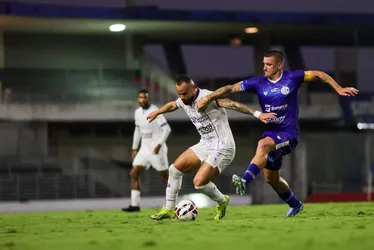 

				CSA joga mal, empata com o Confiança no Rei Pelé e segue em 8º lugar na Série C: 0x0

			