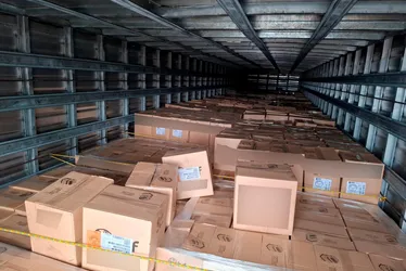 
				Carga de carne processada avaliada em R$ 185 mil é apreendida em Arapiraca
			
			