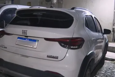 
			
				Carro usado em dupla tentativa de homicídio é encontrado em local de difícil acesso no Canaã
			
			