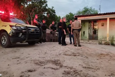 
			
				Chacina no Agreste: saiba quem são as cinco vítimas mortas a facadas em residência
			
			