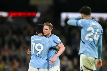 
			
				City bate Fulham e garante vaga na próxima Champions
			
			