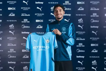 
			
				Clubes da Premier League pagaram mais de R$ 3 bilhões a agentes
			
			