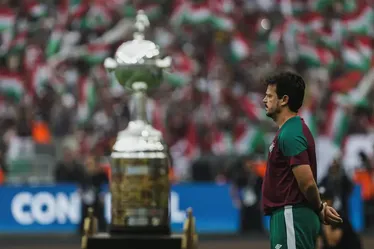 
			
				Entenda como anda a negociação e o que falta para o Vasco acertar com Fernando Diniz
			
			