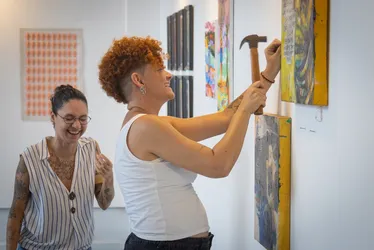 
			
				Exposição 'Identidade' transforma Teatro Deodoro em palco da diversidade artística
			
			