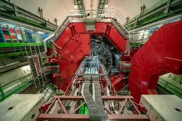 
			
				Físicos conseguem transformar chumbo em ouro em experimento
			
			