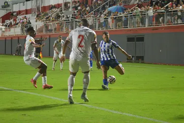 
			
				Fora de casa, CSA fica no empate com o Tombense, em duelo pela Série C: 0 a 0
			
			