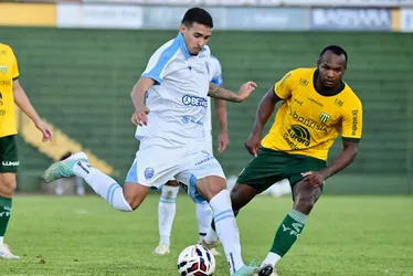 
			
				Fora de casa, CSA joga mal e sofre a derrota para o Ypiranga-RS, pela Série C: 1 a 0
			
			