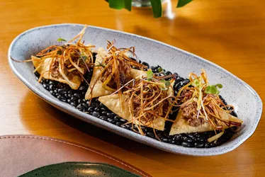 
			
				Frutos do mar com retoque alagoano — Uma experiência deliciosa no Marô Restaurante
			
			