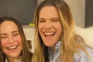 
			
				Gabriela conta que quase perdeu voo com Ingrid por mala com vibradores
			
			