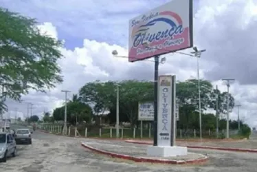 
			
				Homem é condenado a mais de 30 anos por matar e queimar esposa
			
			