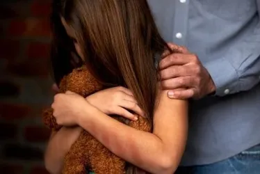 
			
				Homem estupra menina de 10 anos em show na Praça dos Três Poderes
			
			