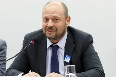 
			
				INSS determina bloqueio de novos descontos de empréstimos consignados
			
			