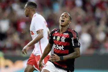 
			
				Jogador do Flamengo encanta torcedores e o tcnico Filipe Lus
			
			