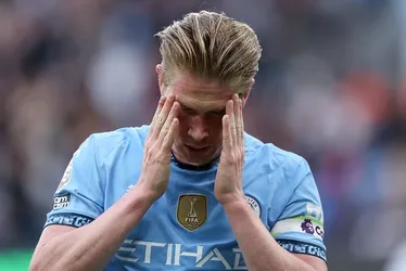 
			
				Kevin De Bruyne perde gol inacreditável em despedida do City
			
			