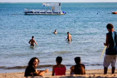 
			
				Litoral de Alagoas pode ter ondas de até 3 metros, alerta Marinha
			
			