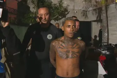   			  				MC Poze do Rodo é preso por apologia ao crime  			  			
