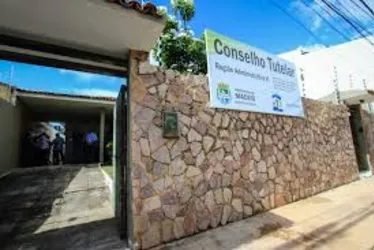 
			
				Mãe é presa suspeita de abandonar filhos em casa e ameaçar vizinho que a denunciou
			
			