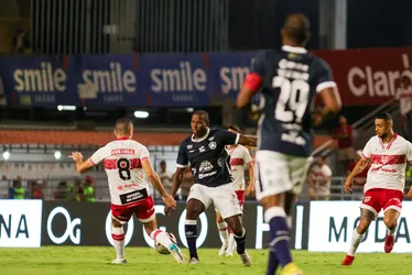 
			
				CRB vence Remo no Rei Pelé, derruba invencibilidade e encosta no G-4 da Série B: 2x0
			
			