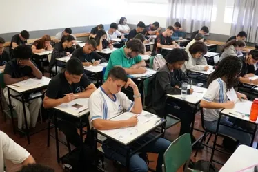 
			
				Ministério da Educação publica edital do Enem; confira
			
			