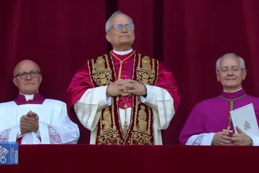 
			
				Mundo conhece o novo papa no Vaticano; saiba quem é!
			
			