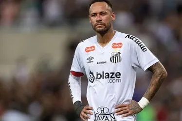 
			
				Neymar deve atuar em apenas dois jogos pelo Santos até fim do contrato
			
			