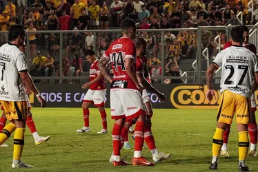 
			
				Nos acréscimos, CRB arranca empate com o Amazonas, mas segue fora do G4 da Série B: 1 a 1
			
			