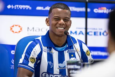 
			
				Novo reforço, lateral Diogo Batista diz: "Objetivo é a Série B; é isso que o CSA merece"
			
			